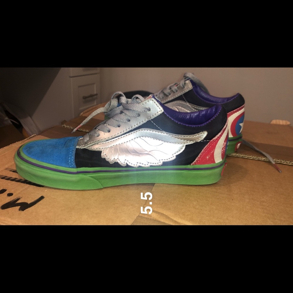 MARVEL kids vans